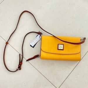 DOONEY & BOURKE Clutch Wallet Crossbody